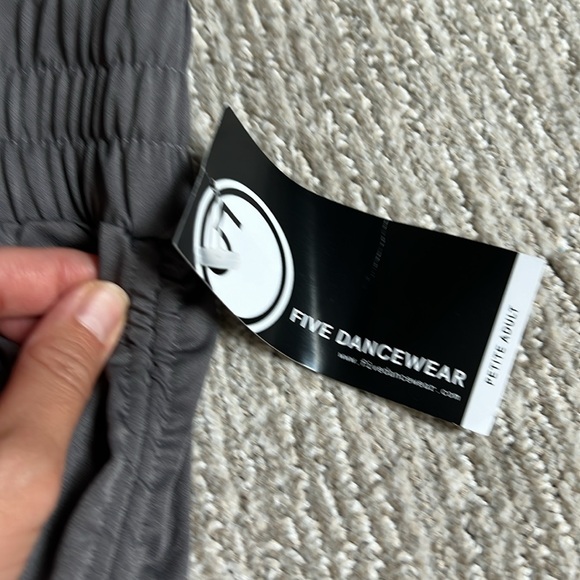 Cinch Pant - Picture 2 of 4